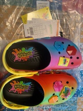 CROCS Kids' Gushers Rainbow Gradient Clog - Pink Purple Blue Yellow Green
